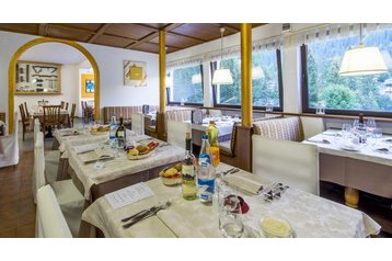 Италия Hotel San Martino di Castrozza, Экстерьер